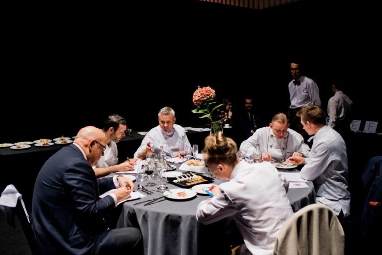 Jury proceeding during the Wine&Food Noble Night culinary competition. President of the Academy as a member of the jury  along with the best Polish chefs