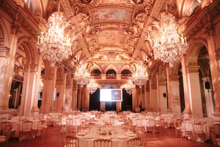 40th anniversary gala dinner in Hôtel de Ville de Paris